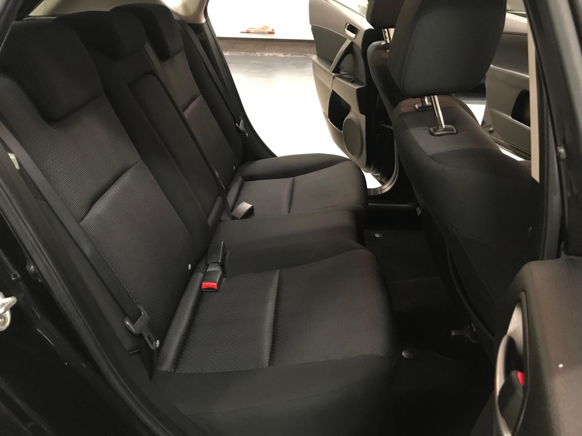 mazda-3-image10.jpg