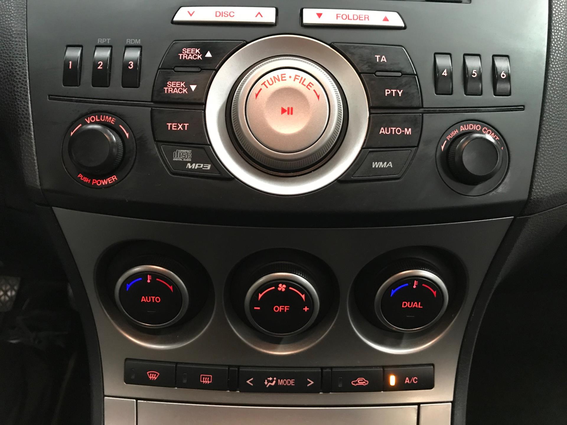 mazda-3-image7.jpg