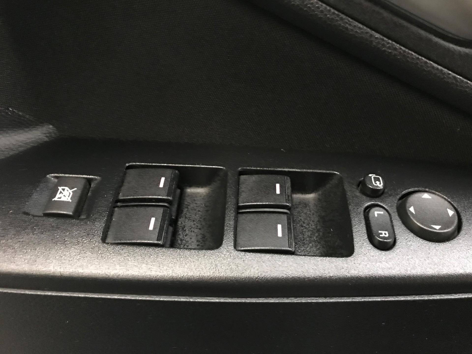 mazda-3-image8.jpg