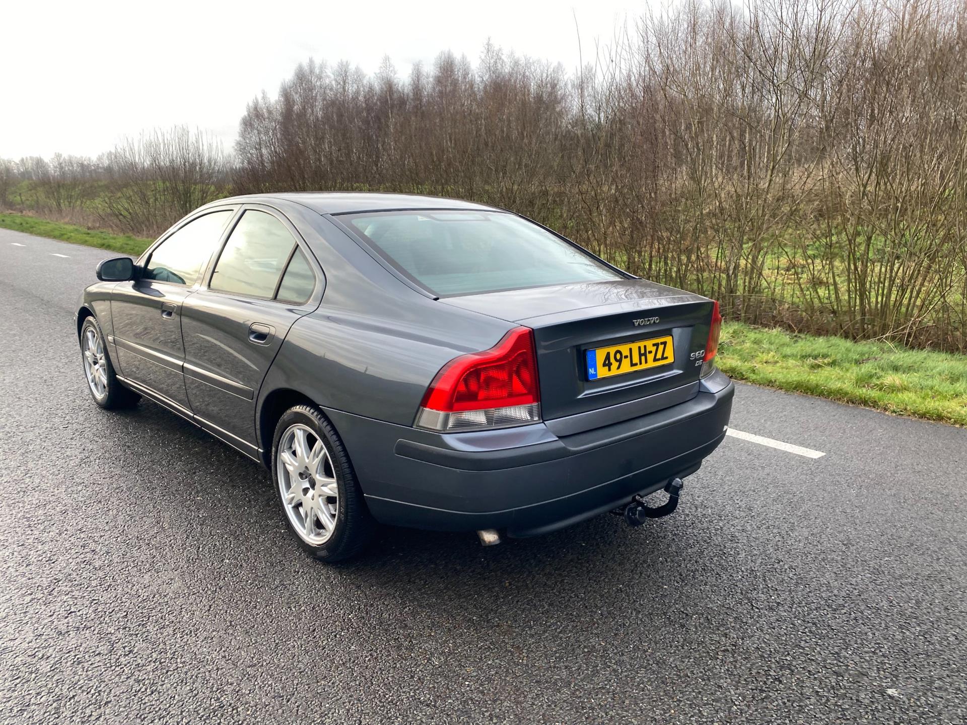 volvo-s60-image7.jpg