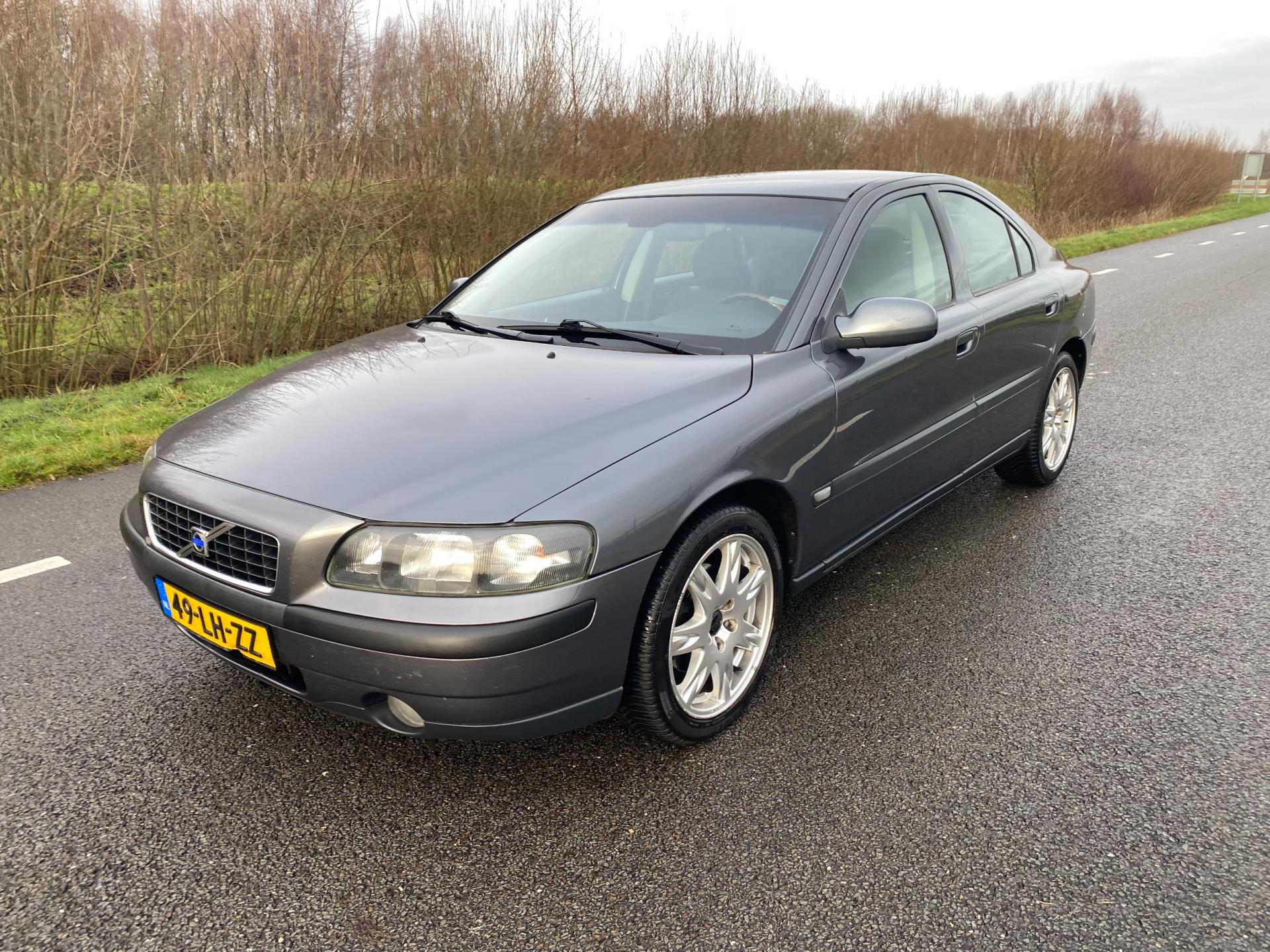 volvo-s60-image9.jpg