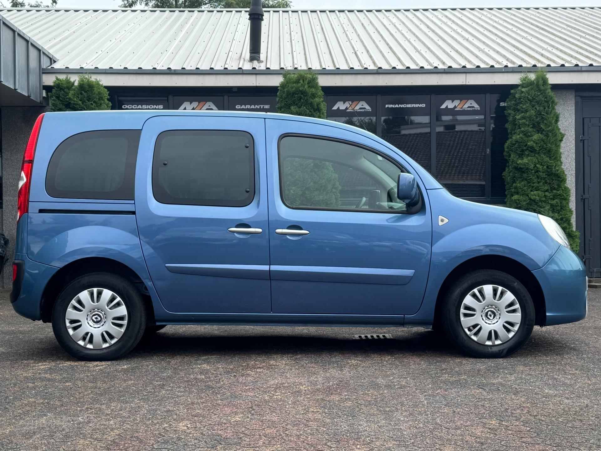 renault-kangoo-image6.jpg