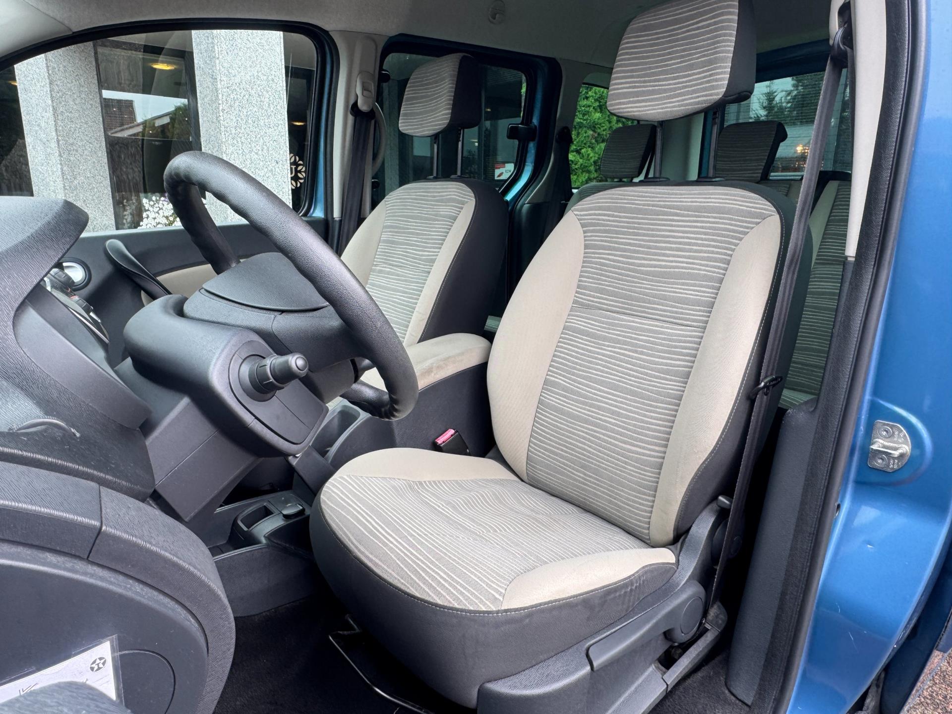 renault-kangoo-image9.jpg