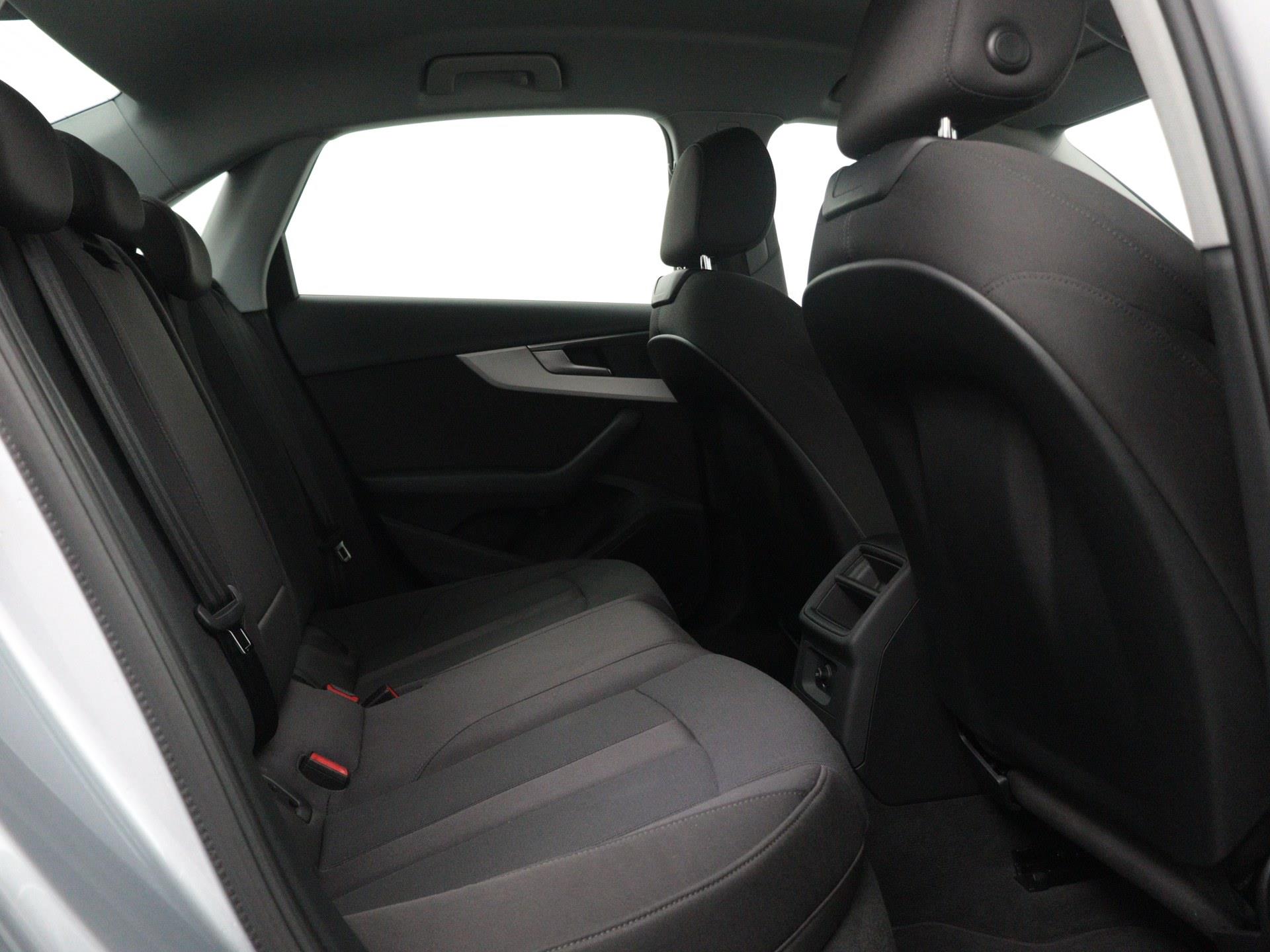 audi-a4-image9.jpg