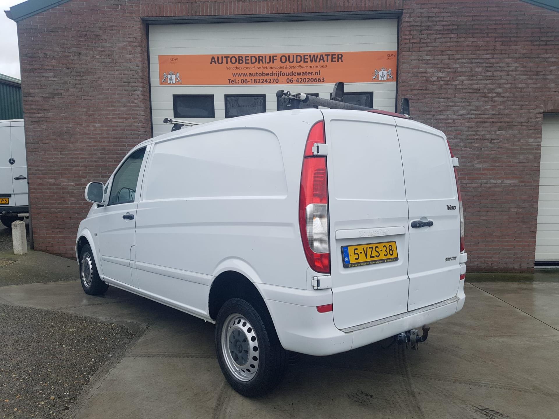 mercedes-benz-vito-image3.jpg