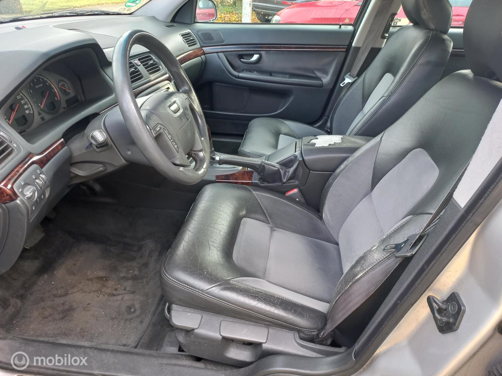 volvo-s80-image10.jpg