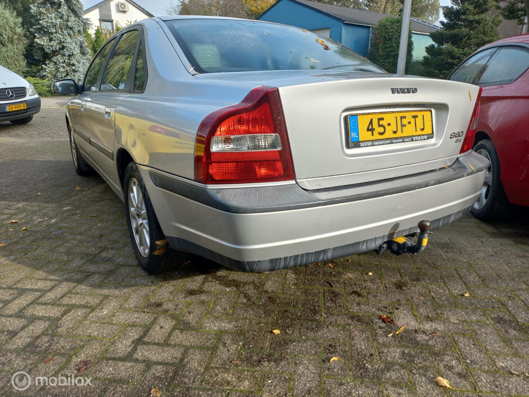 volvo-s80-image5.jpg