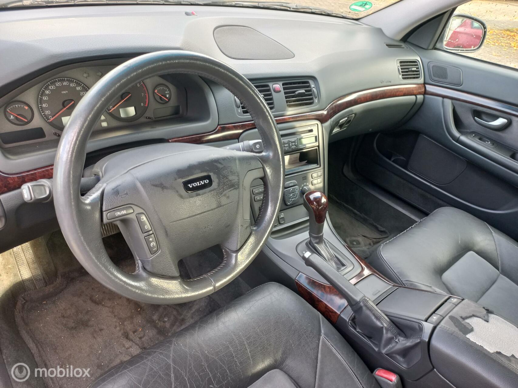 volvo-s80-image9.jpg