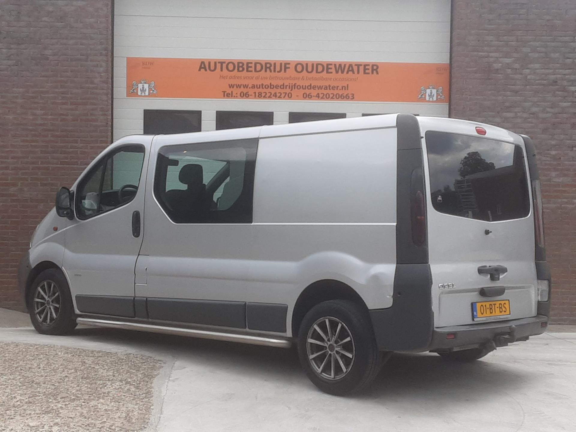 opel-vivaro-image3.jpg