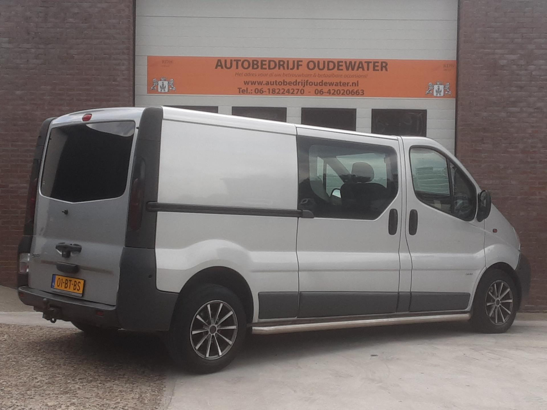 opel-vivaro-image4.jpg