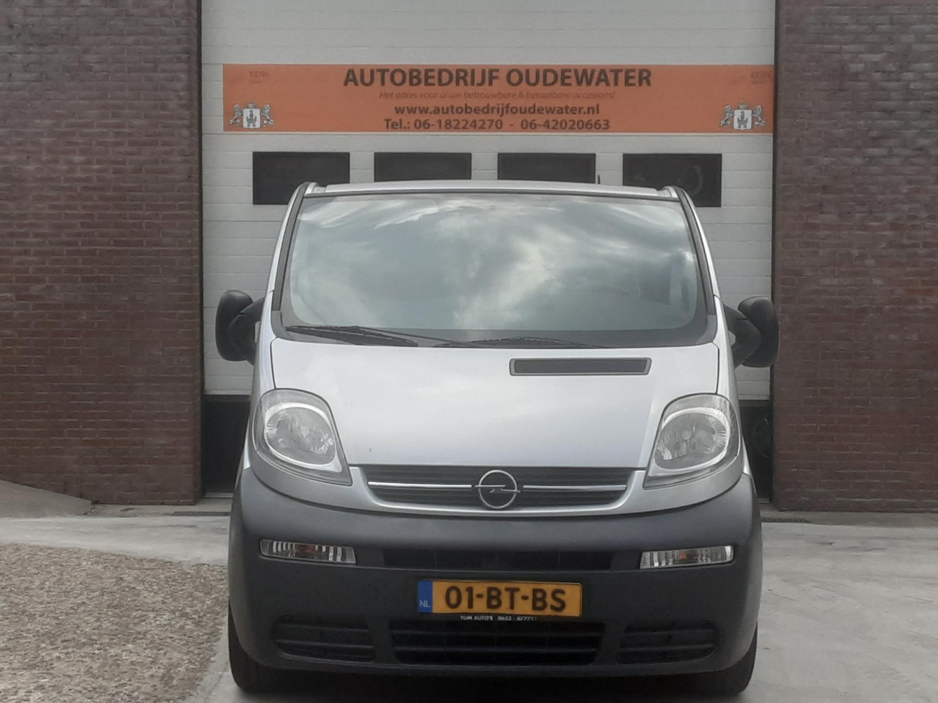 opel-vivaro-image5.jpg