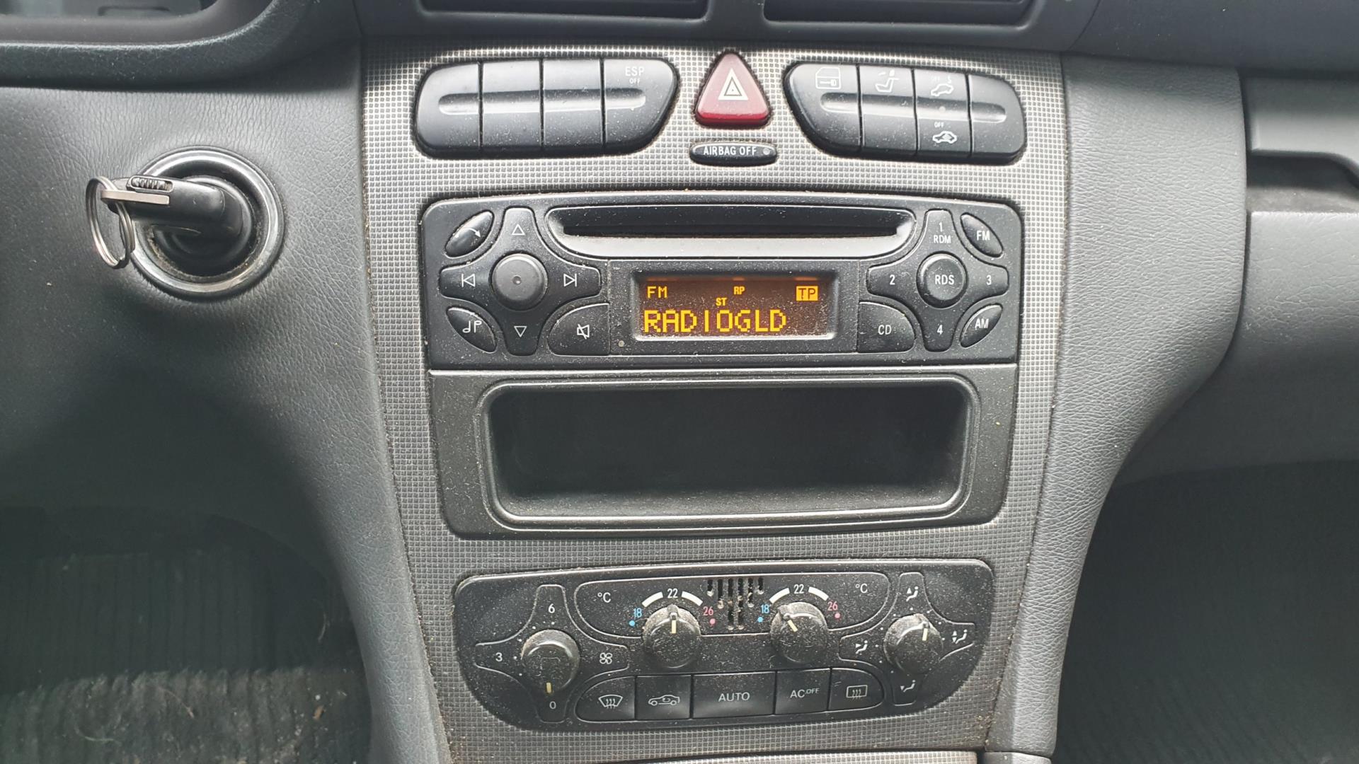 mercedes-benz-c-klasse-image10.jpg