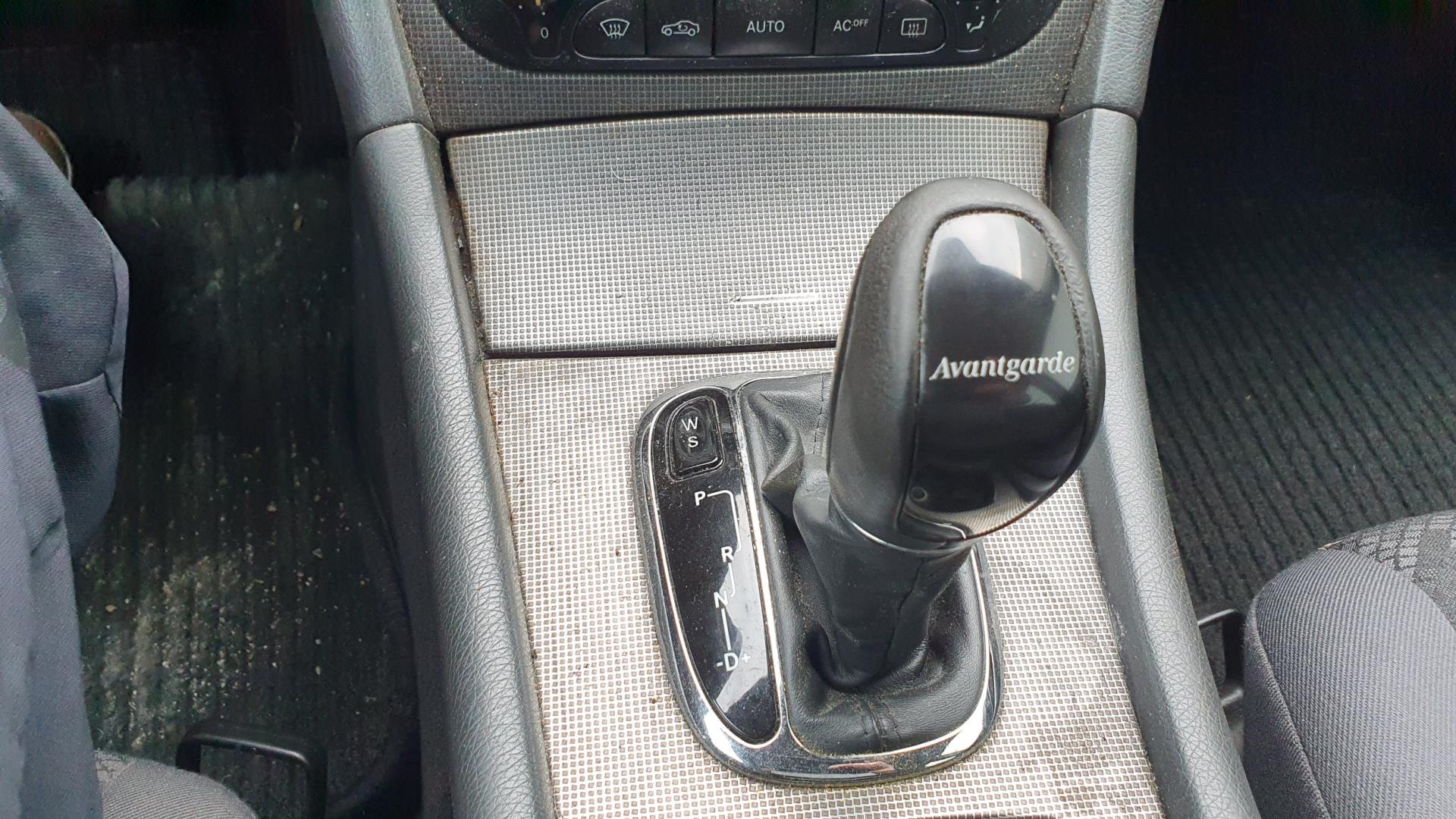 mercedes-benz-c-klasse-image9.jpg