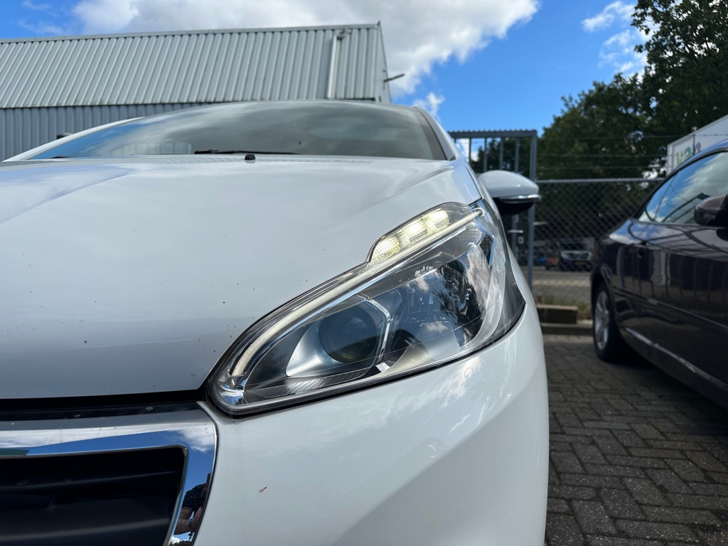 peugeot-208-image7.jpg