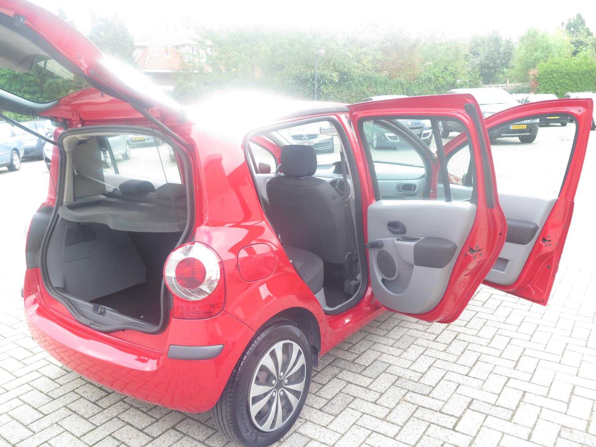 renault-modus-image10.jpg