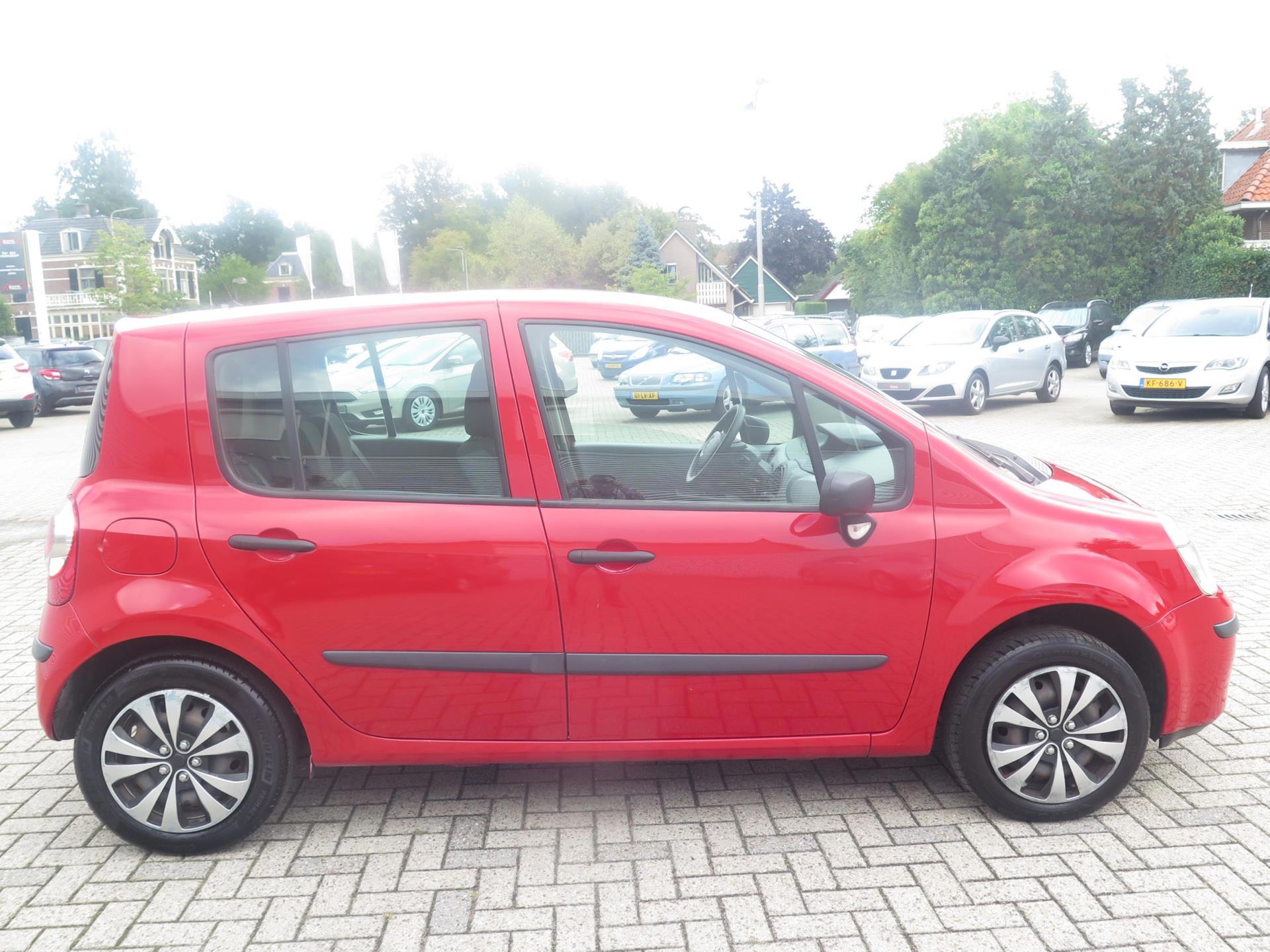 renault-modus-image7.jpg