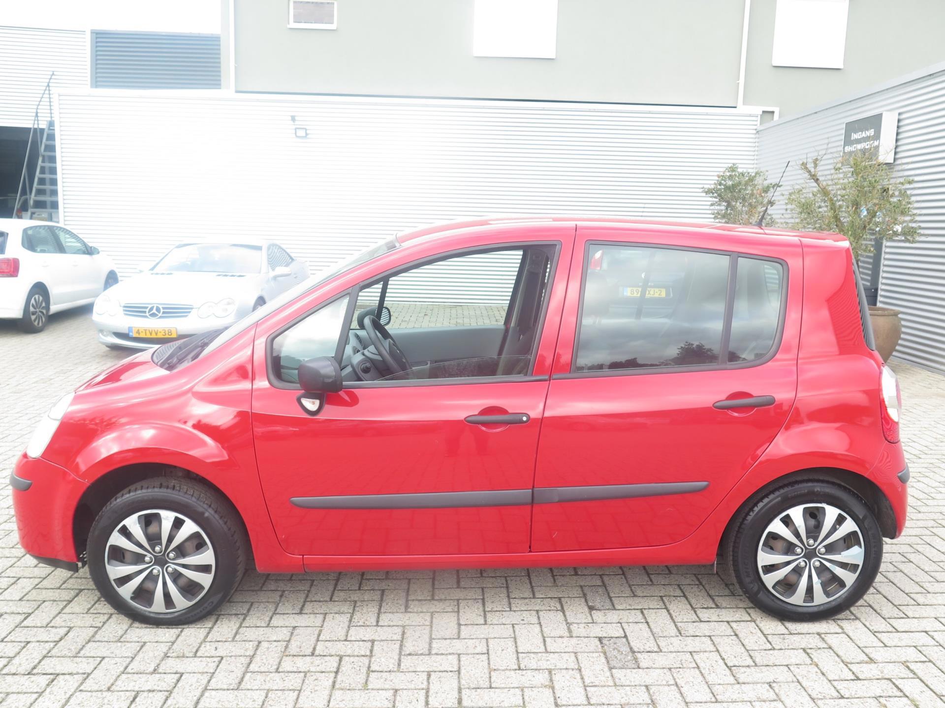 renault-modus-image9.jpg