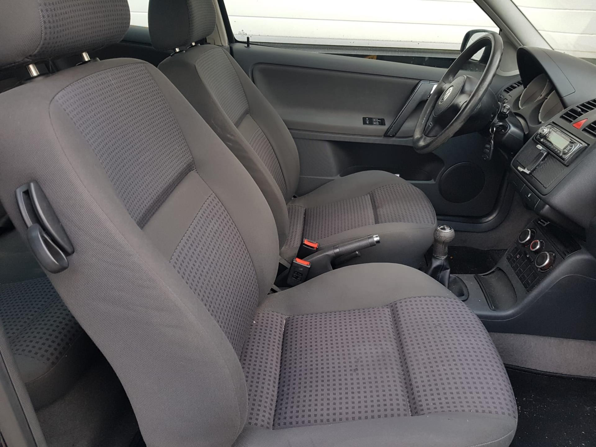 volkswagen-polo-image10.jpg
