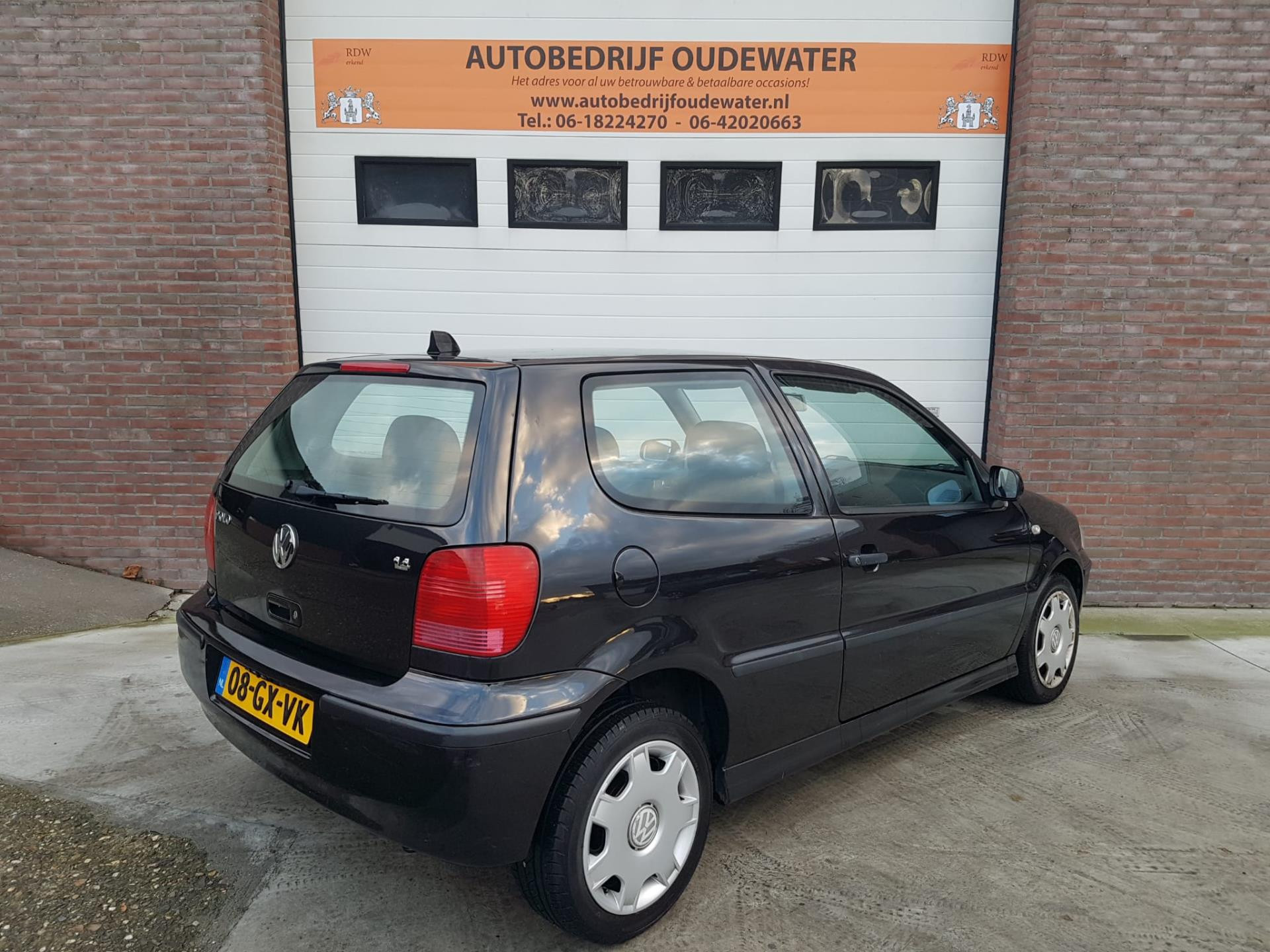 volkswagen-polo-image4.jpg