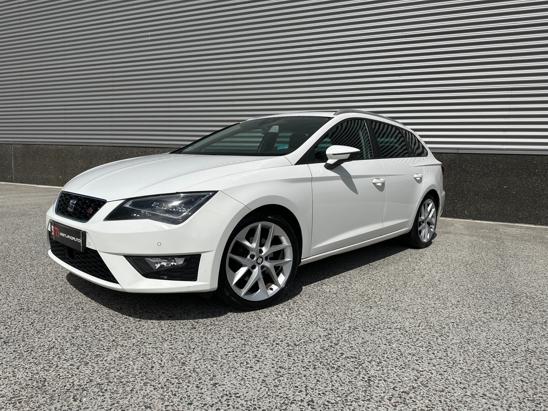 seat-león-st-image3.jpg