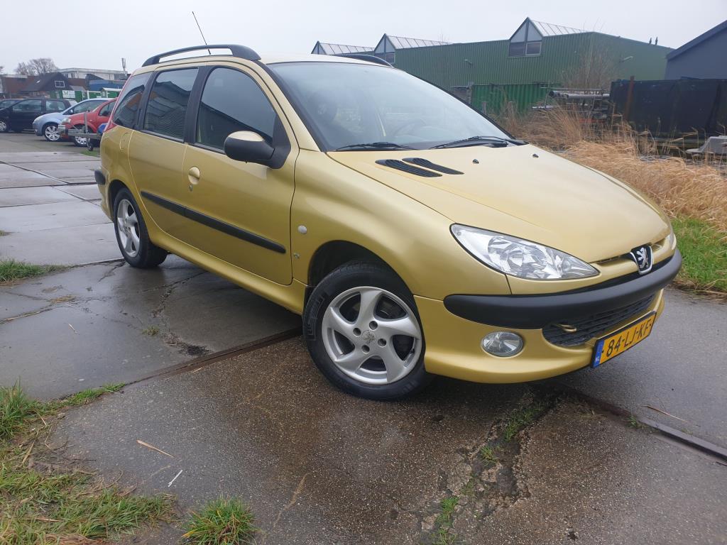 peugeot-206-image2.jpg