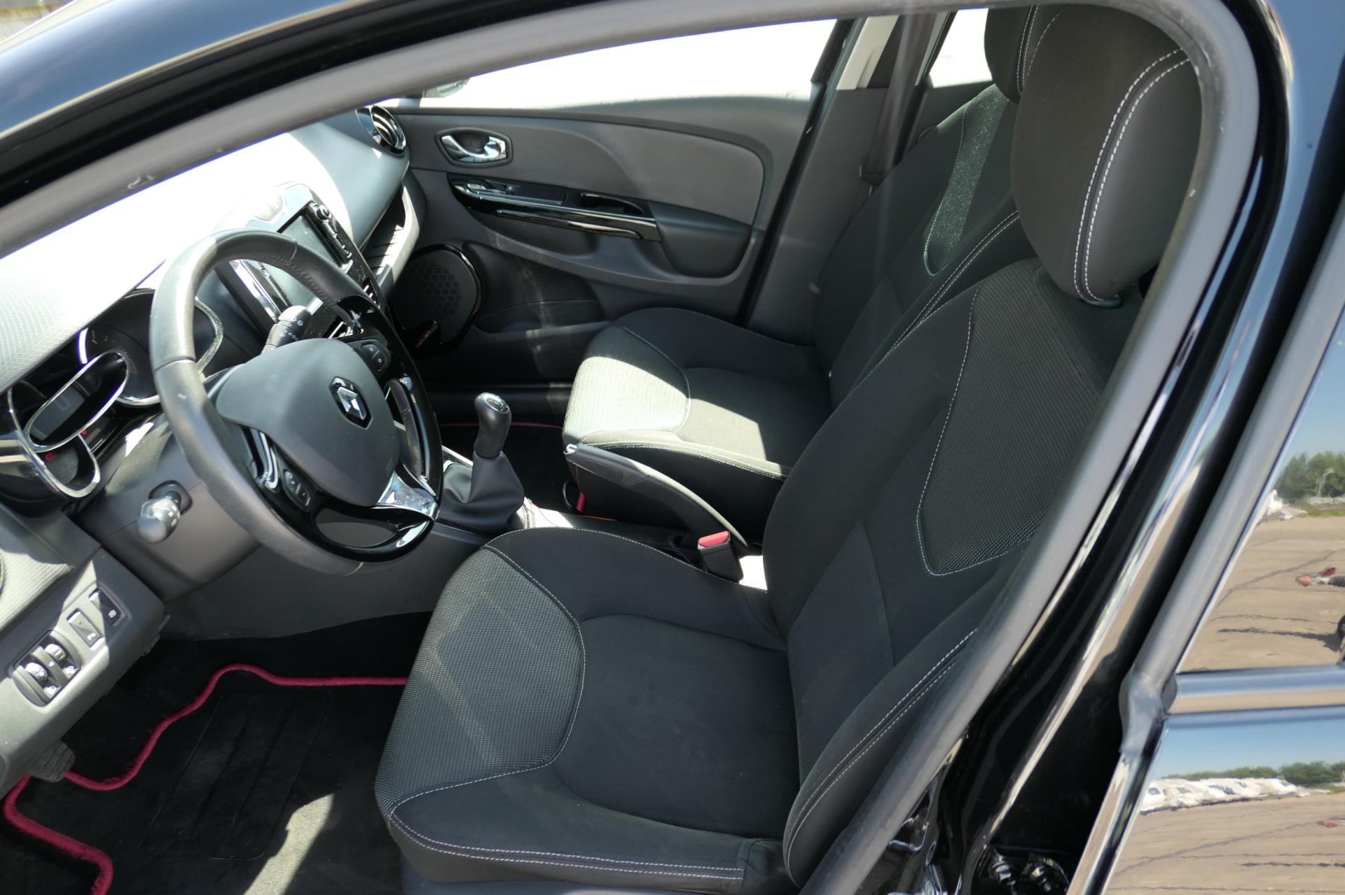 renault-clio-image10.jpg