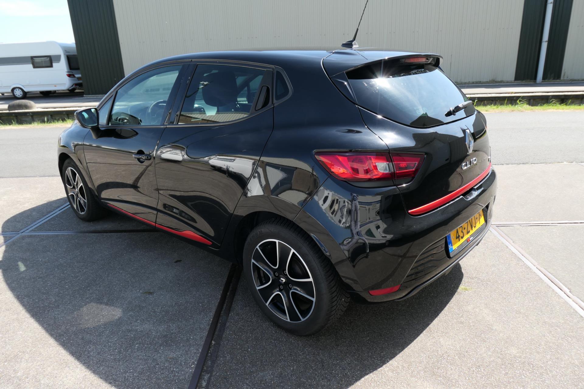 renault-clio-image4.jpg