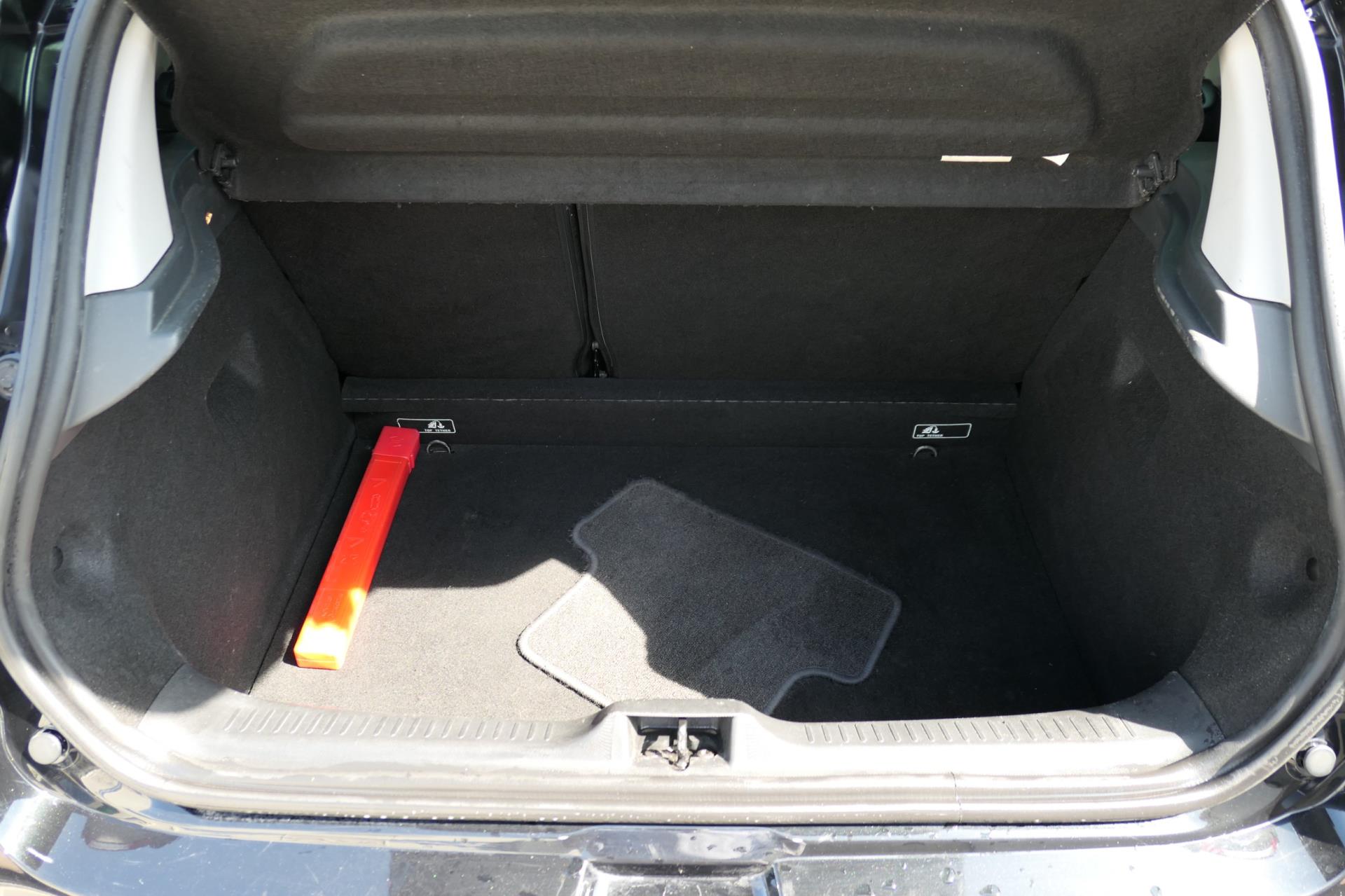 renault-clio-image8.jpg