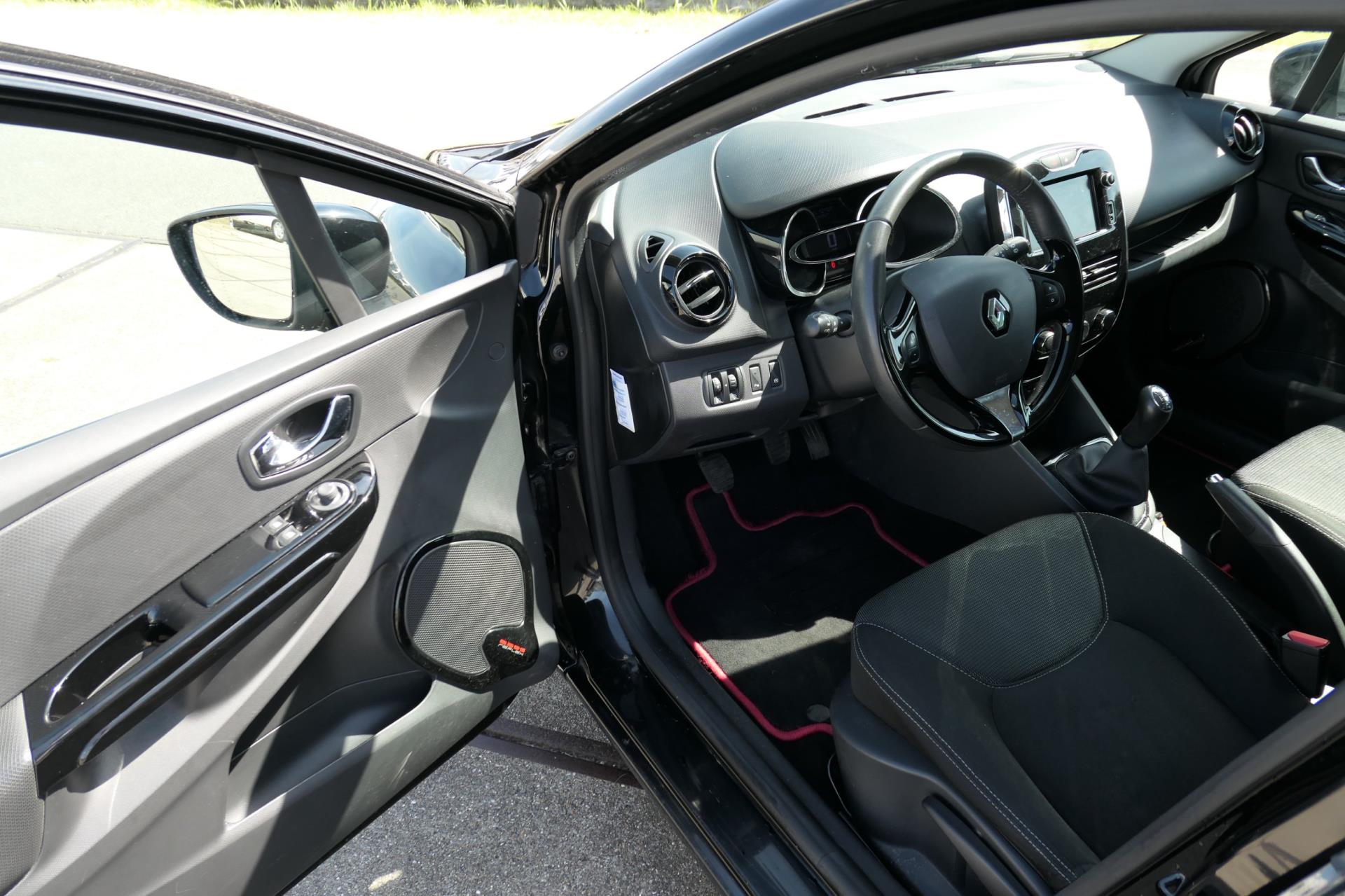 renault-clio-image9.jpg
