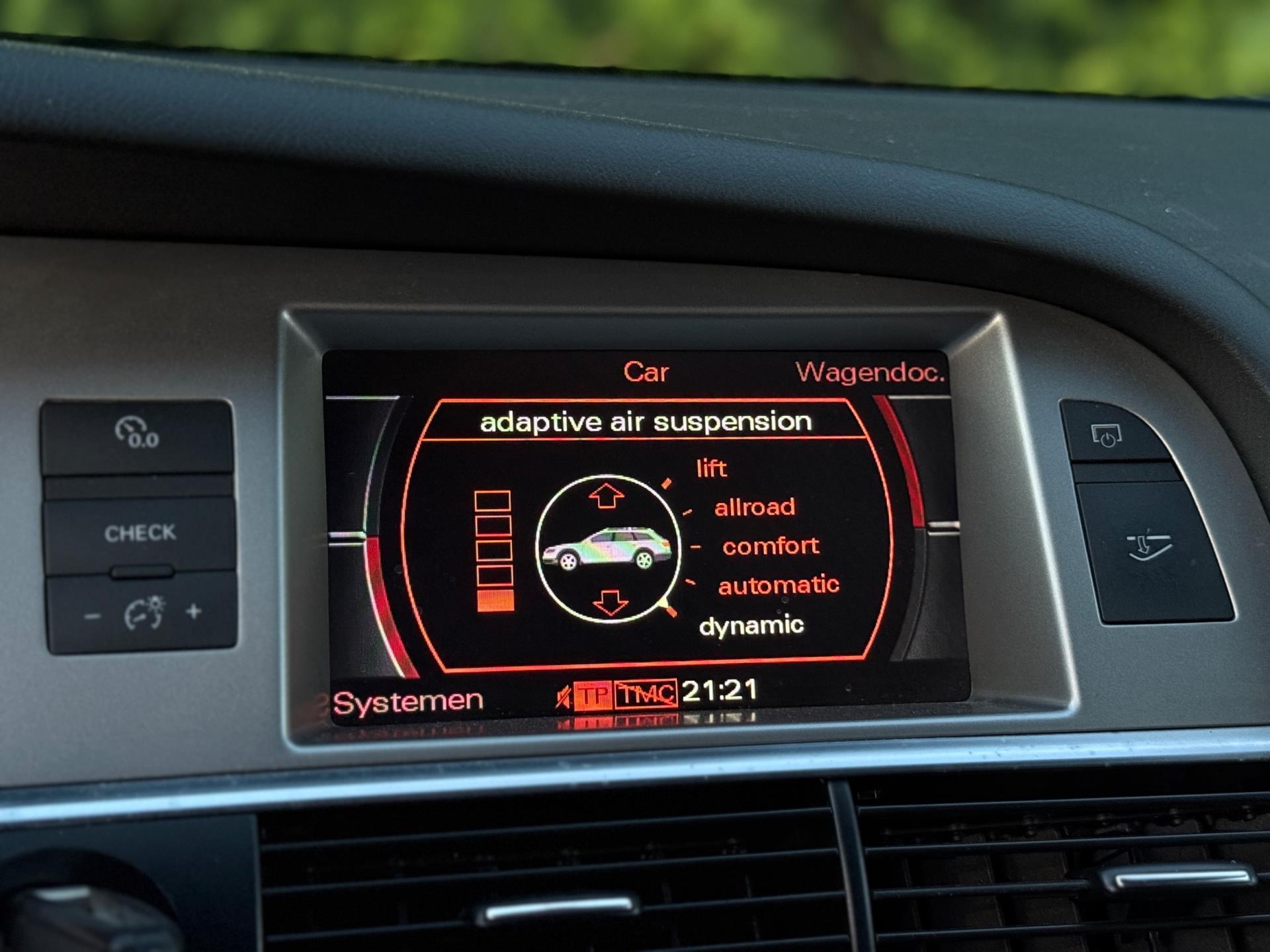 audi-a6-allroad-image7.jpg