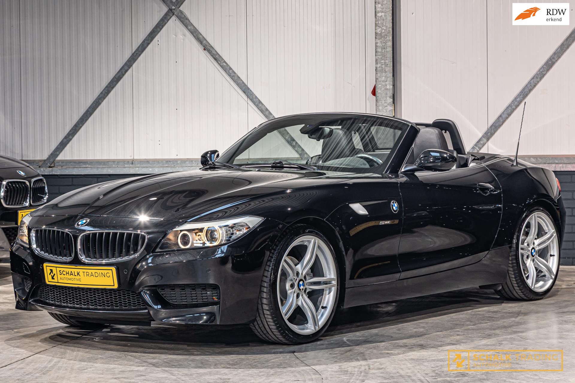 954142838/bmw-z4-image1.jpg