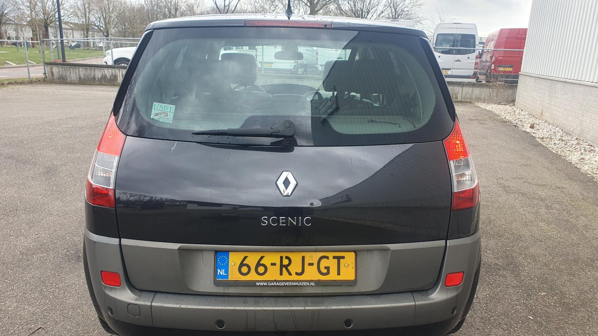 renault-scenic-image3.jpg