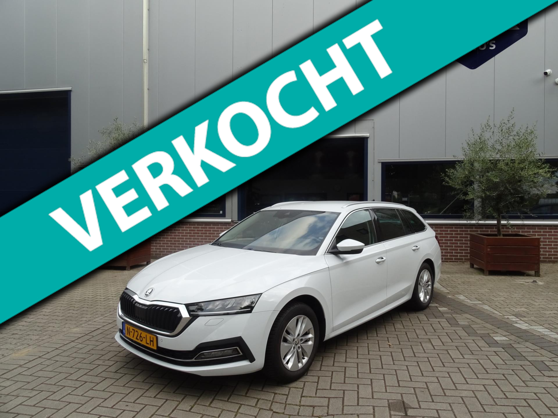 962287836/skoda-octavia-image1.jpg