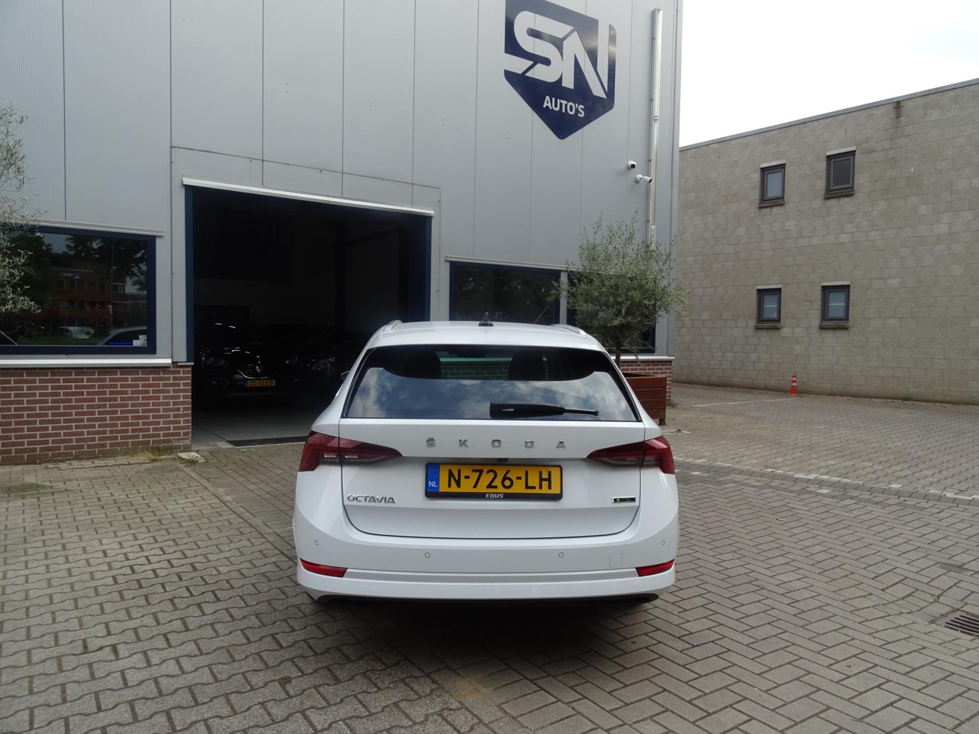 skoda-octavia-image6.jpg