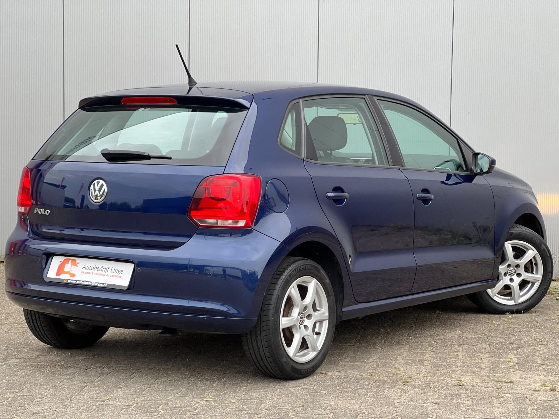 volkswagen-polo-image2.jpg
