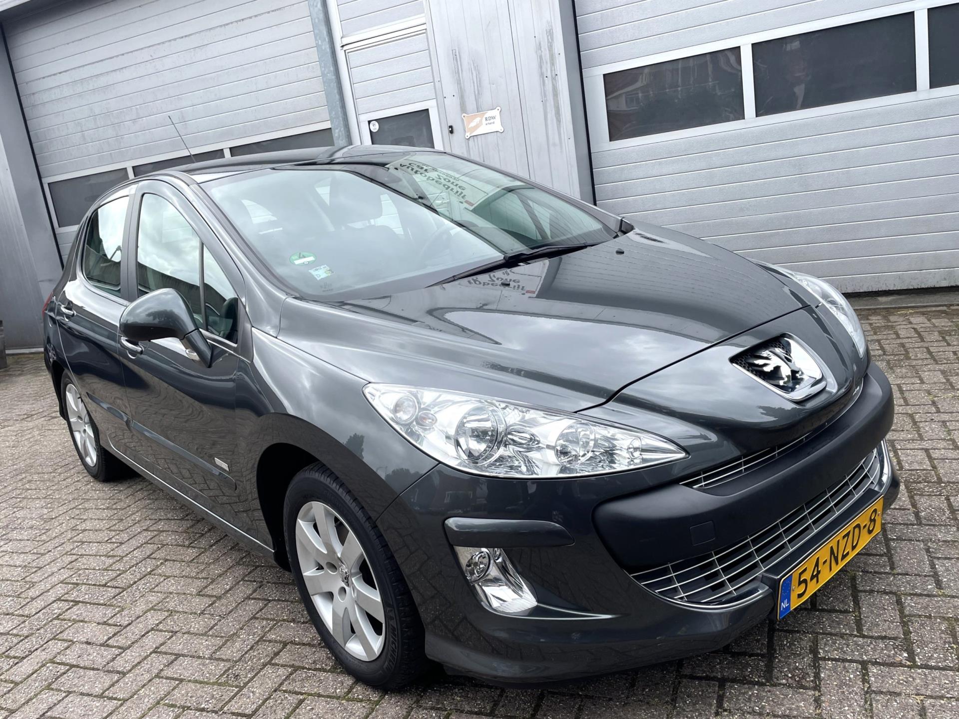 peugeot-308-image2.jpg