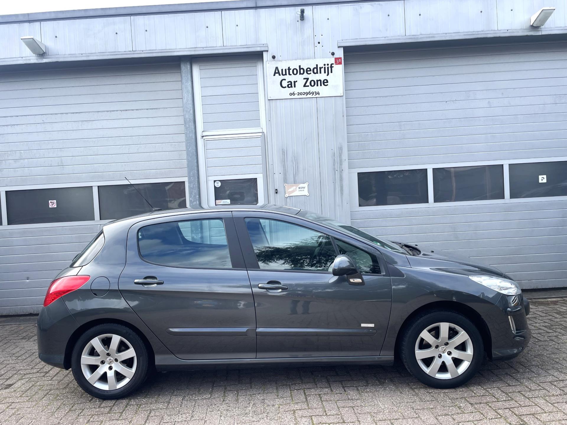 peugeot-308-image5.jpg