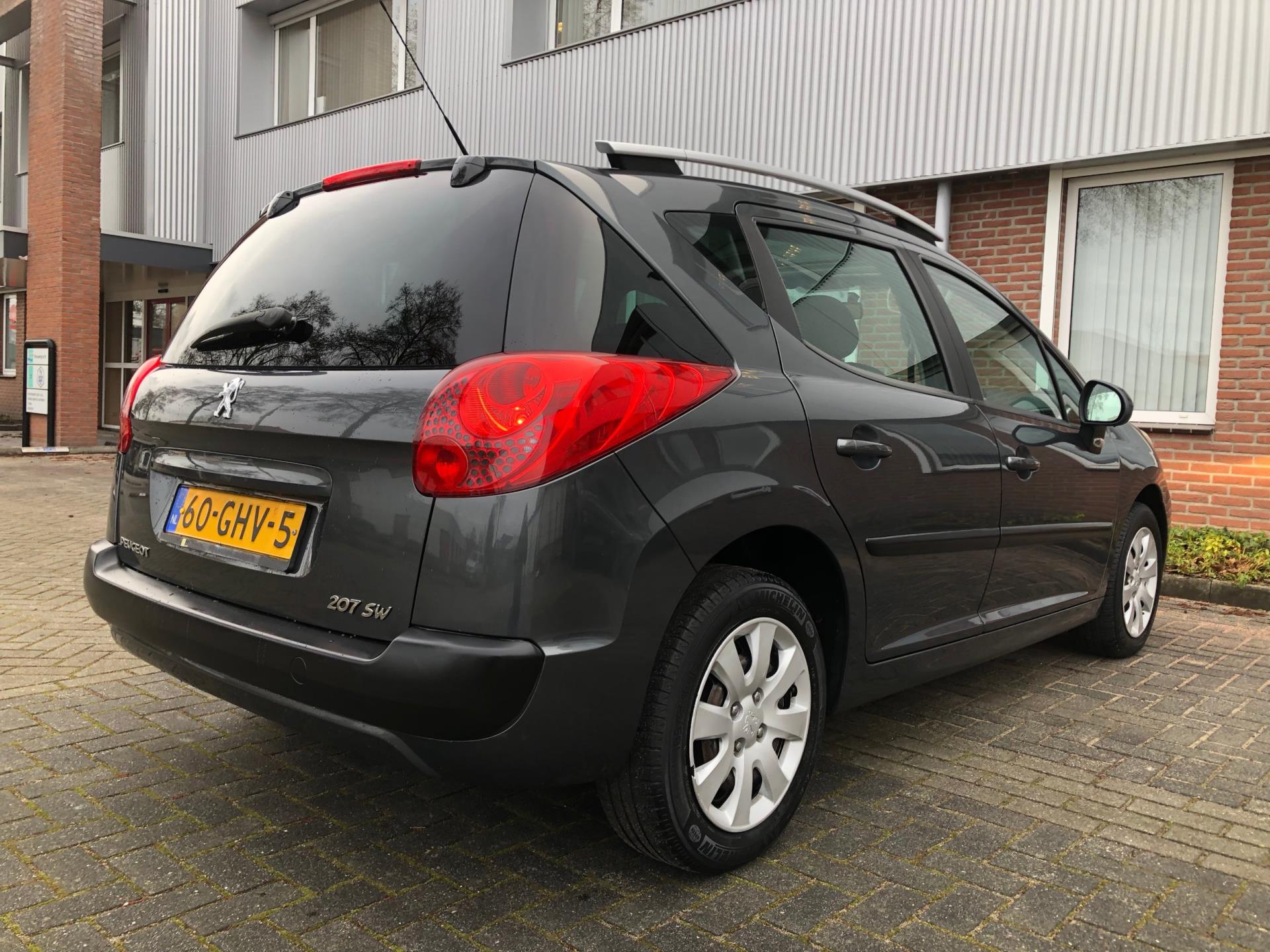 peugeot-207-image5.jpg