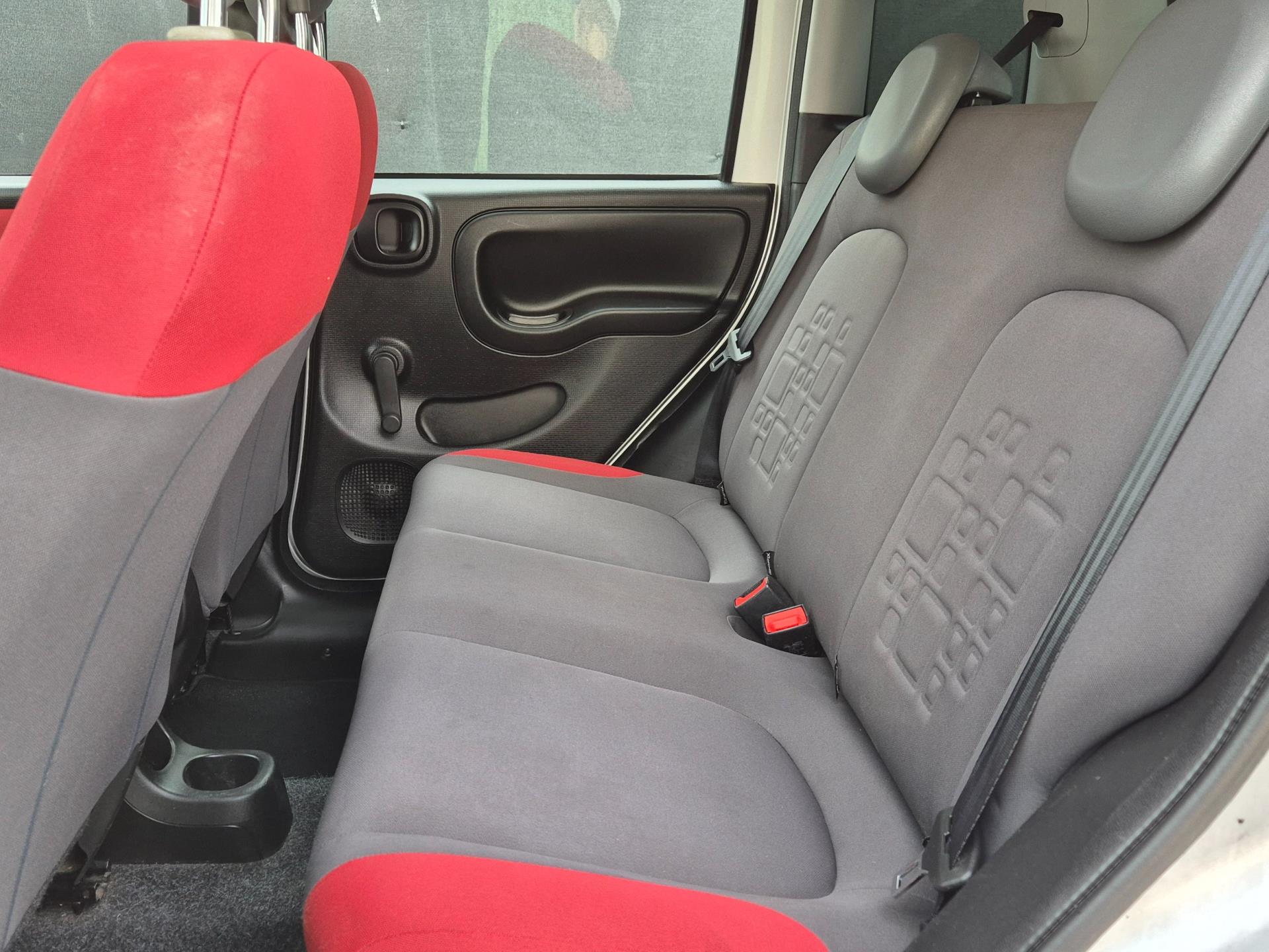 fiat-panda-image6.jpg