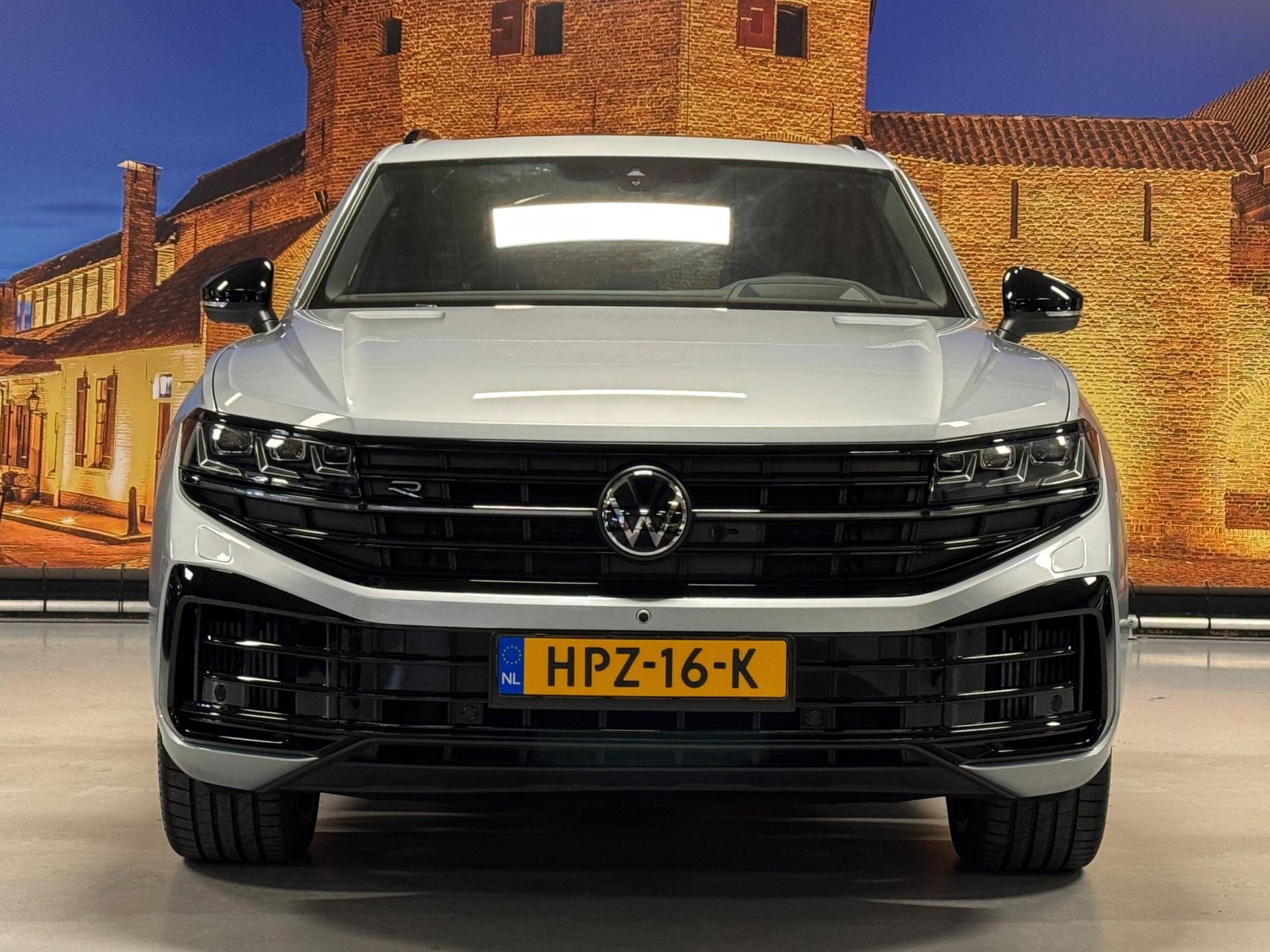 volkswagen-touareg-image5.jpg