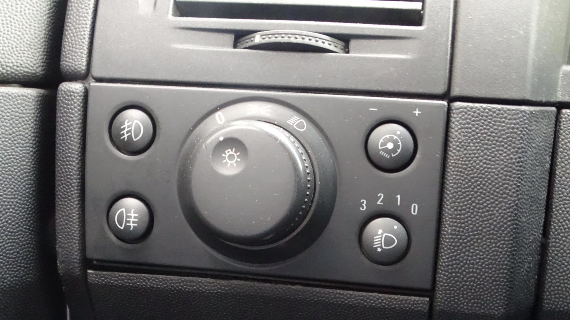 opel-meriva-image6.jpg