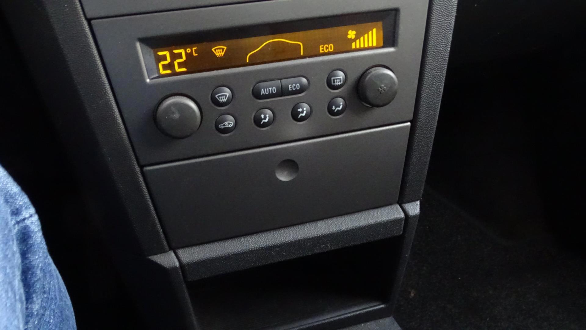 opel-meriva-image9.jpg