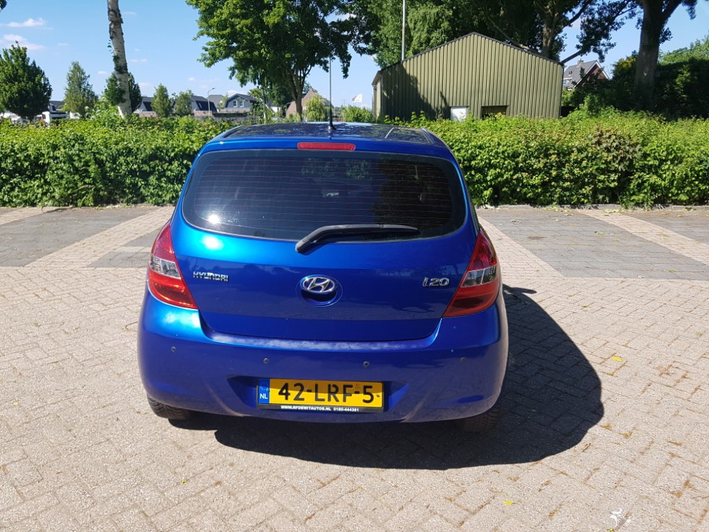 hyundai-i20-image2.jpg