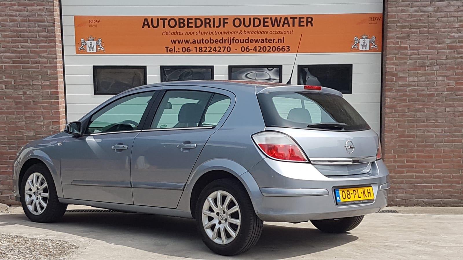 opel-astra-image3.jpg