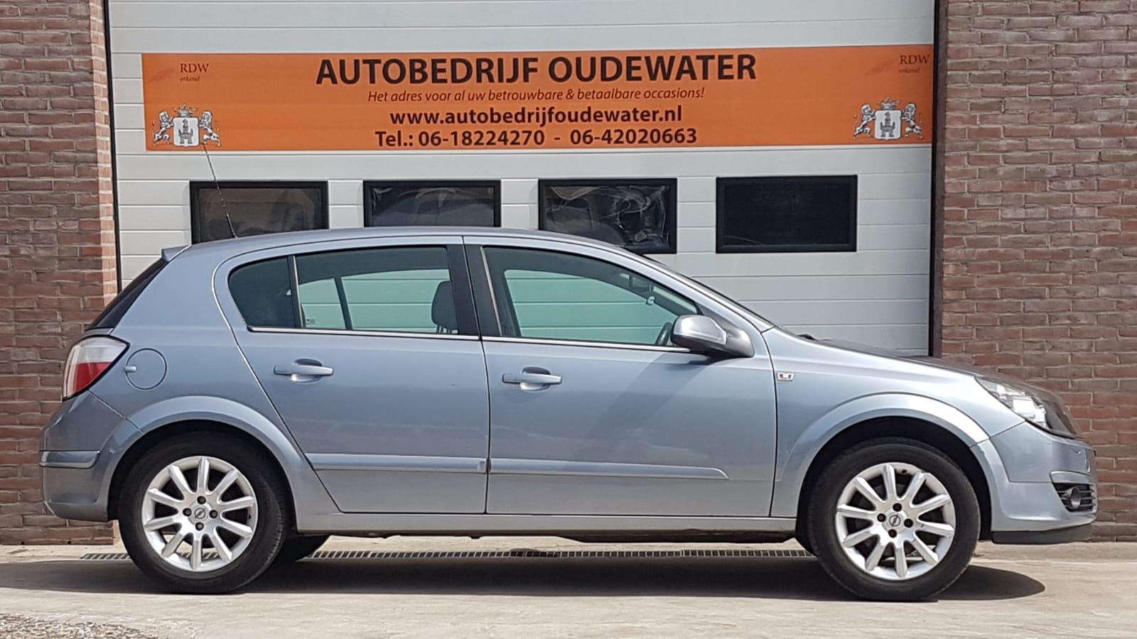 opel-astra-image8.jpg