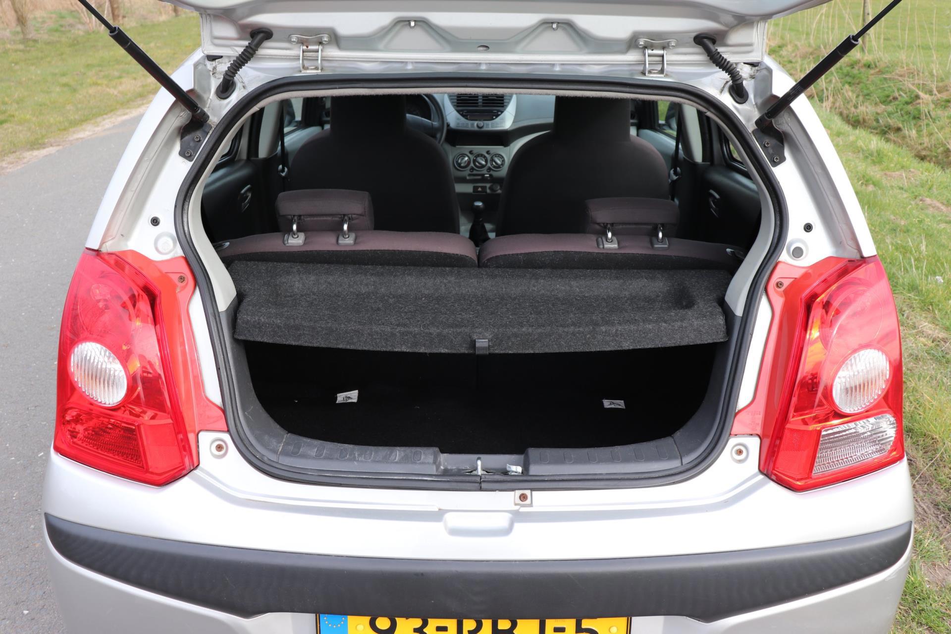 nissan-pixo-image7.jpg