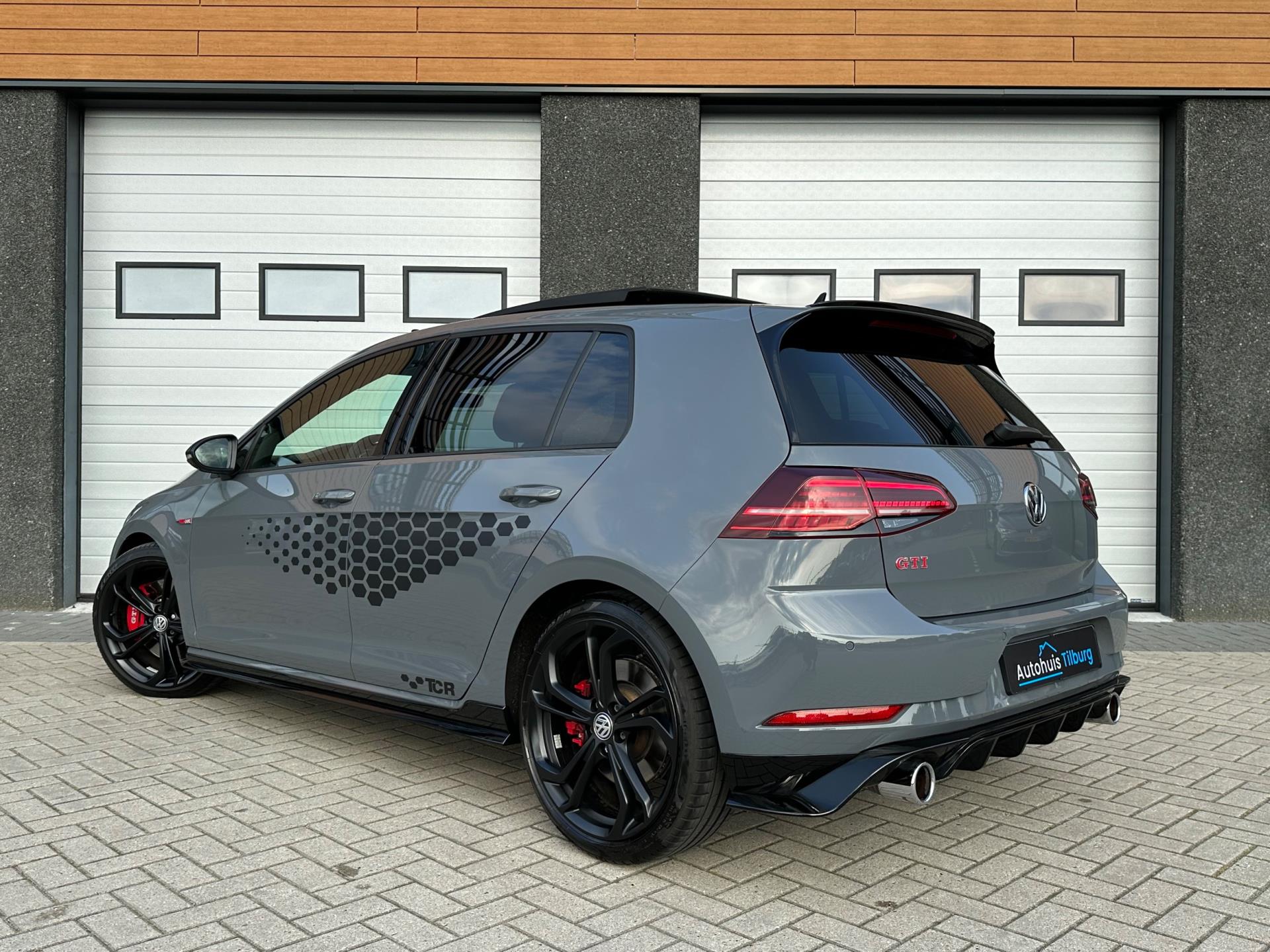 volkswagen-golf-image6.jpg