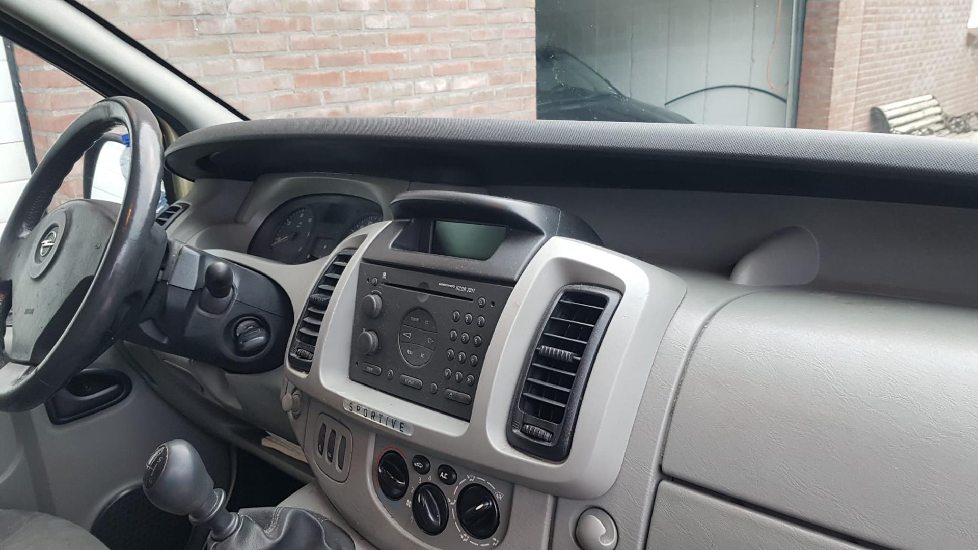 opel-vivaro-image10.jpg