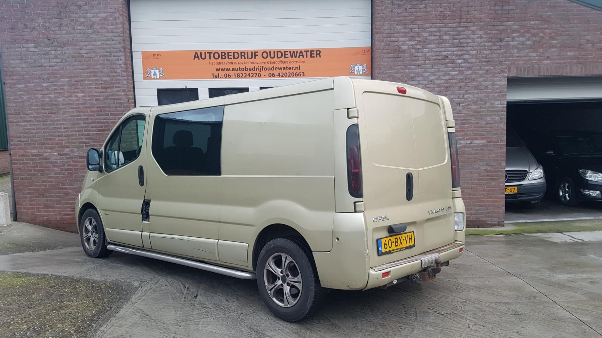 opel-vivaro-image3.jpg