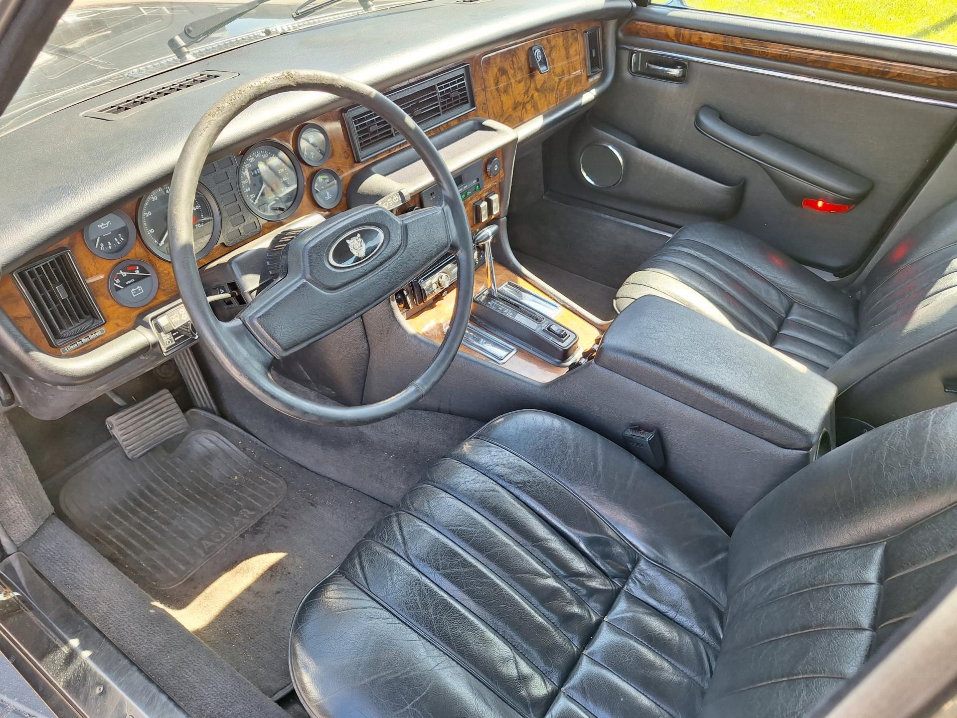 jaguar-sovereign-image9.jpg